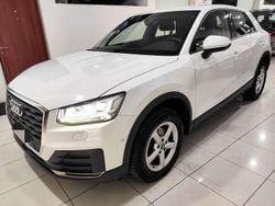 Bianco Usata 2020 Audi Q2 Ambiente SUV | 16.950 € (Buon prezzo)