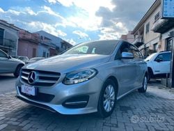 Grigio Usata 2016 Mercedes B180 Monovolume | 11.900 € (Buon prezzo)
