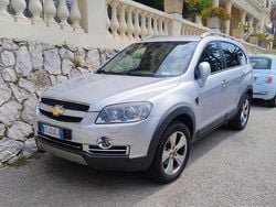 Grigio Usata 2010 Chevrolet Captiva LTZ SUV | 5000 € (Buon prezzo)