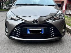 Grigio Usata 2018 Toyota Yaris Sol Due volumi | 10.000 € (Buon prezzo)