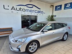 Grigio Usata 2019 Ford Focus Business Edition Station wagon | 10.800 € (Buon prezzo)