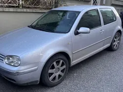 Argento Usata 2003 VW Golf IV Highline Tre volumi | 1200 € (Super prezzo)