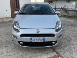 Grigio Usata 2014 Fiat Punto Young Tre volumi | 4399 € (Buon prezzo)
