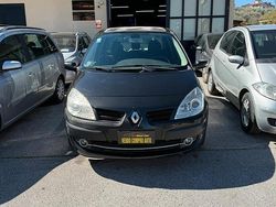 Nero Usata 2007 Renault Scénic Monovolume | 2300 € (Buon prezzo)