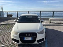 Bianco Usata 2011 Audi A1 Attraction Tre volumi | 6500 € (Buon prezzo)