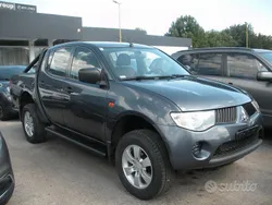 Grigio Usata 2013 Mitsubishi L200 Intense Pick-up | 16.500 € (Molto cara)
