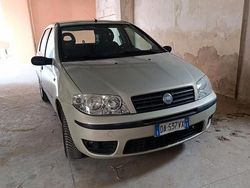 Usata 2006 Fiat Punto Due volumi | 2000 € (Buon prezzo)