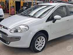 Bianco Usata 2010 Fiat Punto Evo Dynamic Due volumi | 4000 € (Buon prezzo)