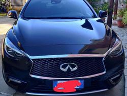 Usata 2017 Infiniti Q30 Premium Due volumi | 9500 € (Buon prezzo)