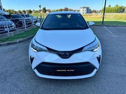 Bianco(met.) Usata 2023 Toyota C-HR Active SUV | 21.000 € (Ottimo prezzo)