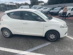 Bianco Usata 2015 Lancia Ypsilon Silver Due volumi | 7600 € (Buon prezzo)