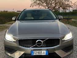 Grigio Usata 2019 Volvo V60 Station wagon | 17.500 € (Cara)