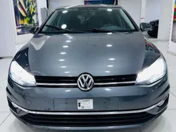 Grigio Usata 2018 VW Golf VII Business Tre volumi | 16.500 € (Buon prezzo)