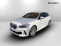 Alpin white pastello Usata 2023 BMW 116 Shadowline Due volumi | 25.500 € (Buon prezzo)
