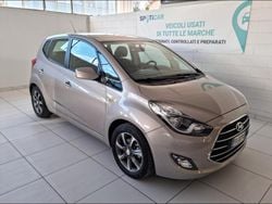 Grigio Usata 2017 Hyundai ix20 Classic Due volumi | 10.400 €