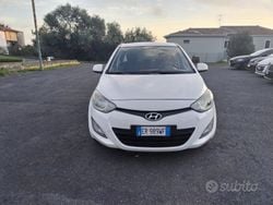 Bianco Usata 2013 Hyundai i20 Due volumi | 6499 € (Cara)