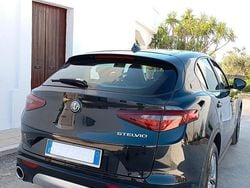 Nero Usata 2022 Alfa Romeo Stelvio SUV | 23.900 € (Buon prezzo)