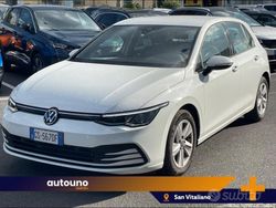 Bianco Usata 2023 VW Golf VIII Life Tre volumi | 23.390 € (Buon prezzo)