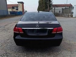 Nero Usata 2015 Mercedes E200 Executive Tre volumi | 14.000 € (Buon prezzo)