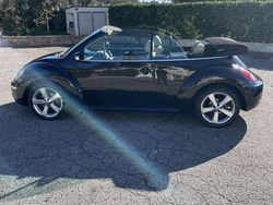 Nero Usata 2006 VW Beetle Cabrio | 7500 € (Molto cara)
