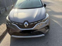 Usata 2021 Renault Captur Initiale Paris SUV | 18.000 € (Buon prezzo)