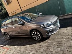 Grigio Usata 2019 Fiat Tipo Lounge Tre volumi | 10.000 € (Buon prezzo)