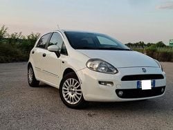 Usata 2012 Fiat Punto Due volumi | 3500 € (Molto cara)