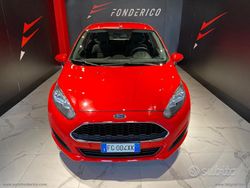 Rosso Usata 2016 Ford Fiesta Business Edition Tre volumi | 6500 € (Buon prezzo)