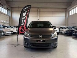 Grigio Usata 2010 VW Touran Comfortline Monovolume | 6900 € (Buon prezzo)