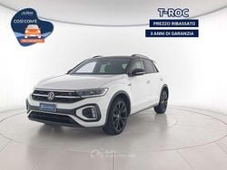 Pure white deep black perlato Usata 2022 VW T-Roc R-line SUV | 23.700 € (Buon prezzo)