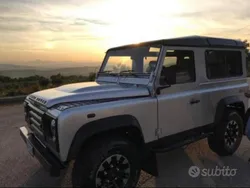 Usata 1996 Land Rover Defender SUV | 30.000 €