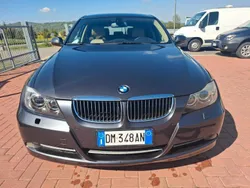 Grigio Usata 2008 BMW 330 Station wagon | 7900 € (Buon prezzo)
