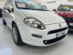 Bianco Usata 2015 Fiat Punto Street Due volumi | 8490 € (Molto cara)