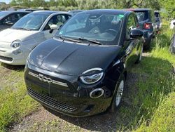 Nero Usata 2022 Fiat 500e Action Tre volumi | 8950 € (Super prezzo)