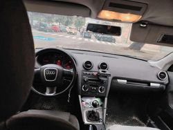 Usata 2004 Audi A3 Sportback Ambiente Due volumi | 2100 € (Buon prezzo)