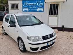 Bianco Usata 2006 Fiat Punto Tre volumi | 2700 € (Buon prezzo)