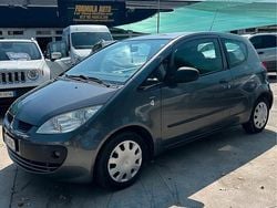 Grigio Usata 2007 Mitsubishi Colt Tre volumi | 2850 € (Buon prezzo)