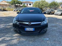 Nero Usata 2007 Opel Astra GTC Cosmo Coupé | 2500 € (Cara)