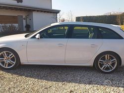 Bianco Usata 2011 Audi A4 S-Line Tre volumi | 4500 € (Buon prezzo)