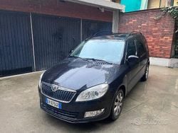 Nero metallizzato Usata 2013 Skoda Roomster Monovolume | 4800 € (Ottimo prezzo)