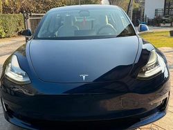Käytetty 2020 Tesla Model 3 Sedan | 23.500 € (Hyvä tarjous)
