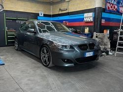 Usata 2006 BMW 530 Tre volumi | 13.500 €