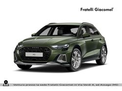 Verde distretto metallizzato Usata 2025 Audi A3 Advanced Plus Tre volumi | 37.400 € (Buon prezzo)