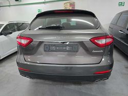 Grigio Usata 2017 Maserati Levante SUV | 26.000 € (Super prezzo)