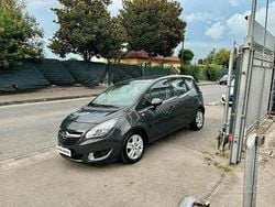 Grigio Usata 2017 Opel Meriva Cosmo Monovolume | 4900 € (Ottimo prezzo)