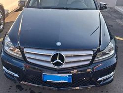 Blu/azzurro Usata 2012 Mercedes C220 Avantgarde Tre volumi | 11.000 € (Ottimo prezzo)