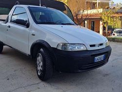 Bianco Usata 2004 Fiat Strada Pick-up | 7900 € (Molto cara)