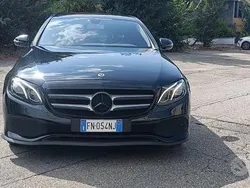 Nero Usata 2018 Mercedes E200 Premium Plus Tre volumi | 17.400 € (Buon prezzo)