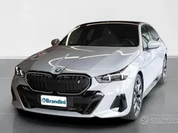 Brooklyn grey metallic Usata 2024 BMW i5 Comfort Edition Tre volumi | 63.100 € (Ottimo prezzo)