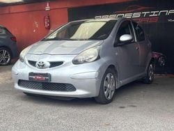 Grigio Usata 2009 Toyota Aygo Sol Due volumi | 5990 €